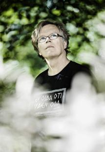 http://media.onki.fi/6/5/5/saha/kirjasampo/0_822434527975920329.jpg